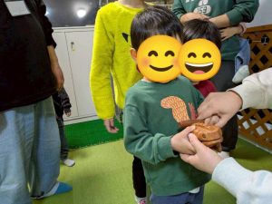 2月リトミック　ギロ２